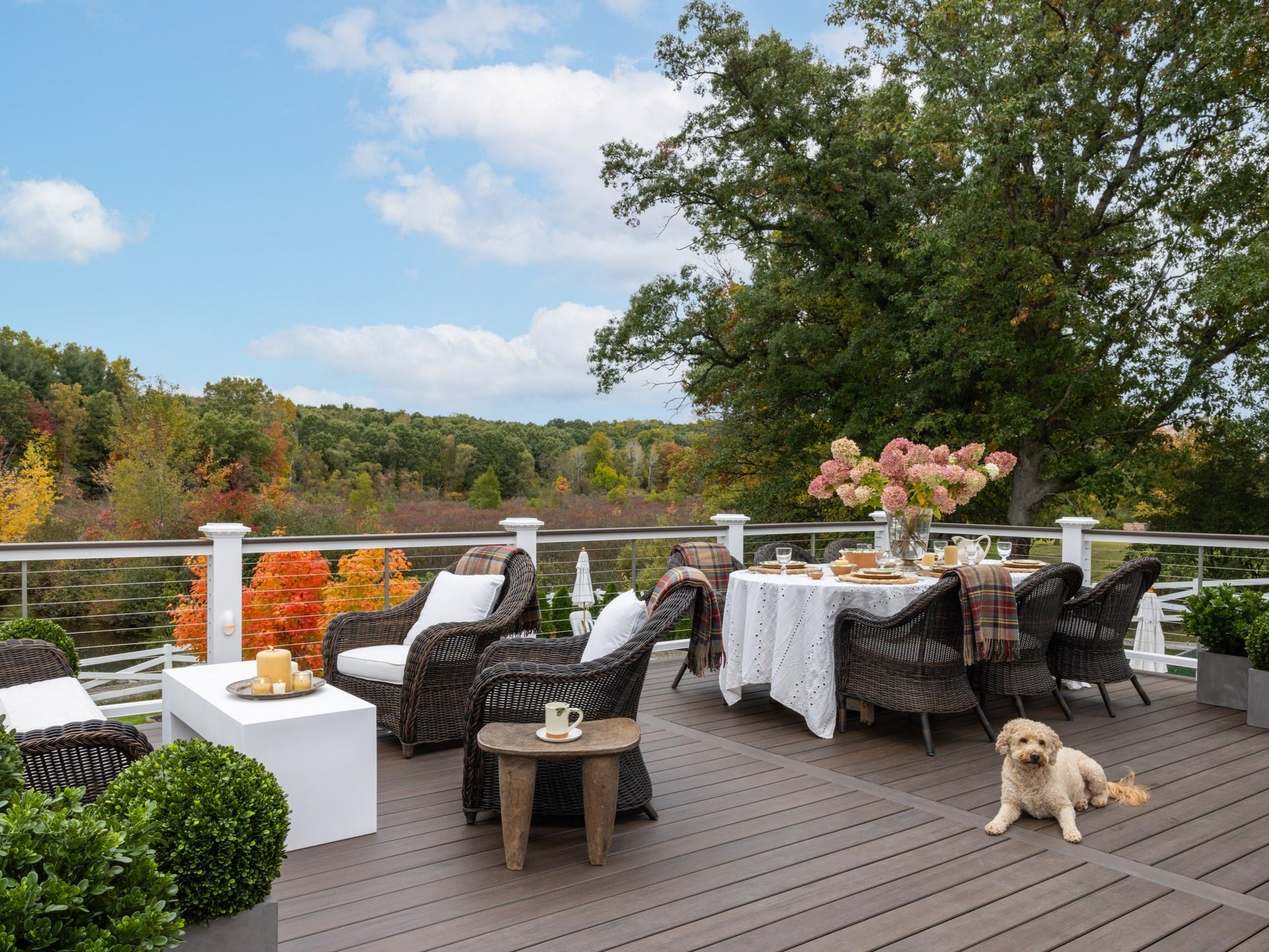 Maintaining a beautiful composite deck in the fall