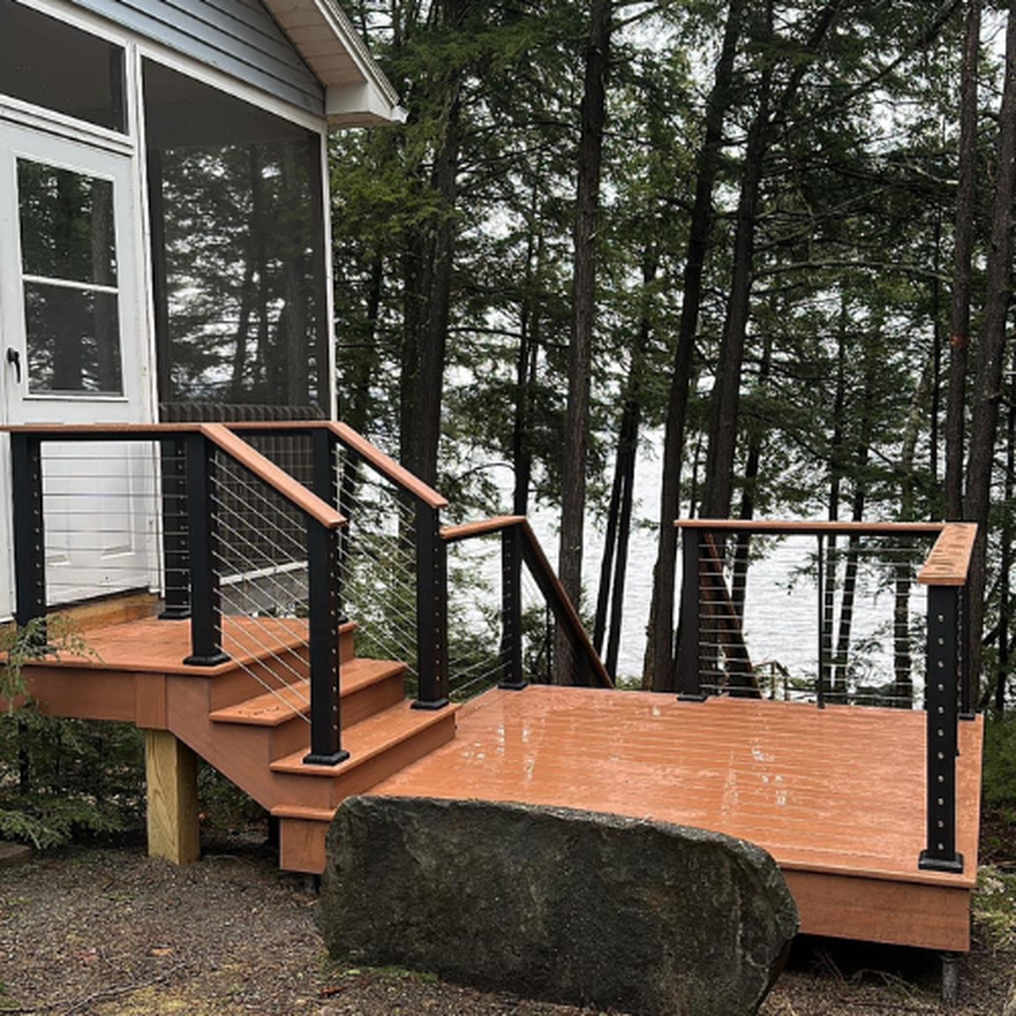 Keylink Chesapeake Series Railing with Square Balusters