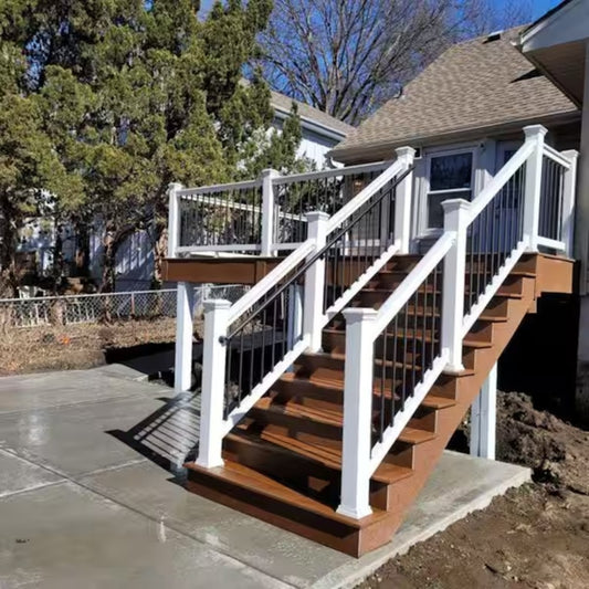 TREX Select Composite T-Rail and Black Round Baluster Kit