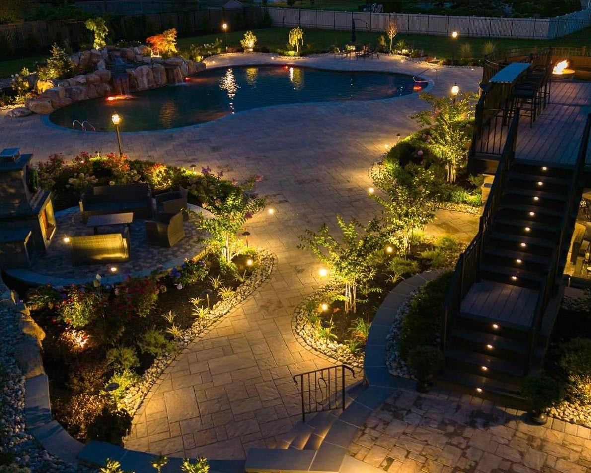 Tru-Scapes outdoor lighting home