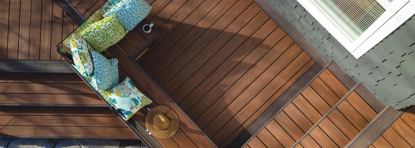 Overhead view of two-tone deck with TimberTech Mahogany Vintage Collection design.