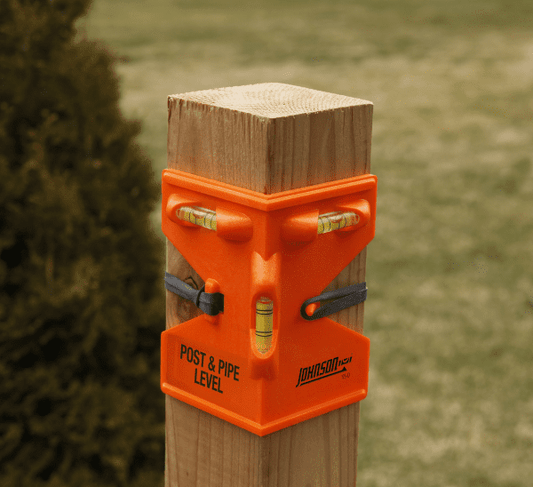 Post & Pipe Level by Johnson Level